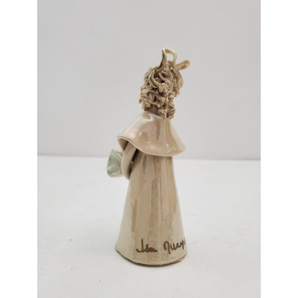 Mid Century Italian Flower Lady Figurine, Seated Lady , Hand Made and Painted - - Picture 5 of 10